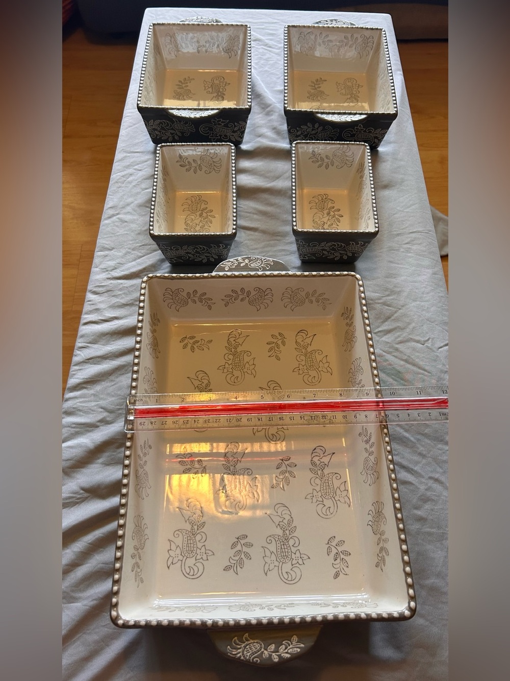 Beaded Edge Ceramic 5 piece Serving Set in Ivory and Charcoal